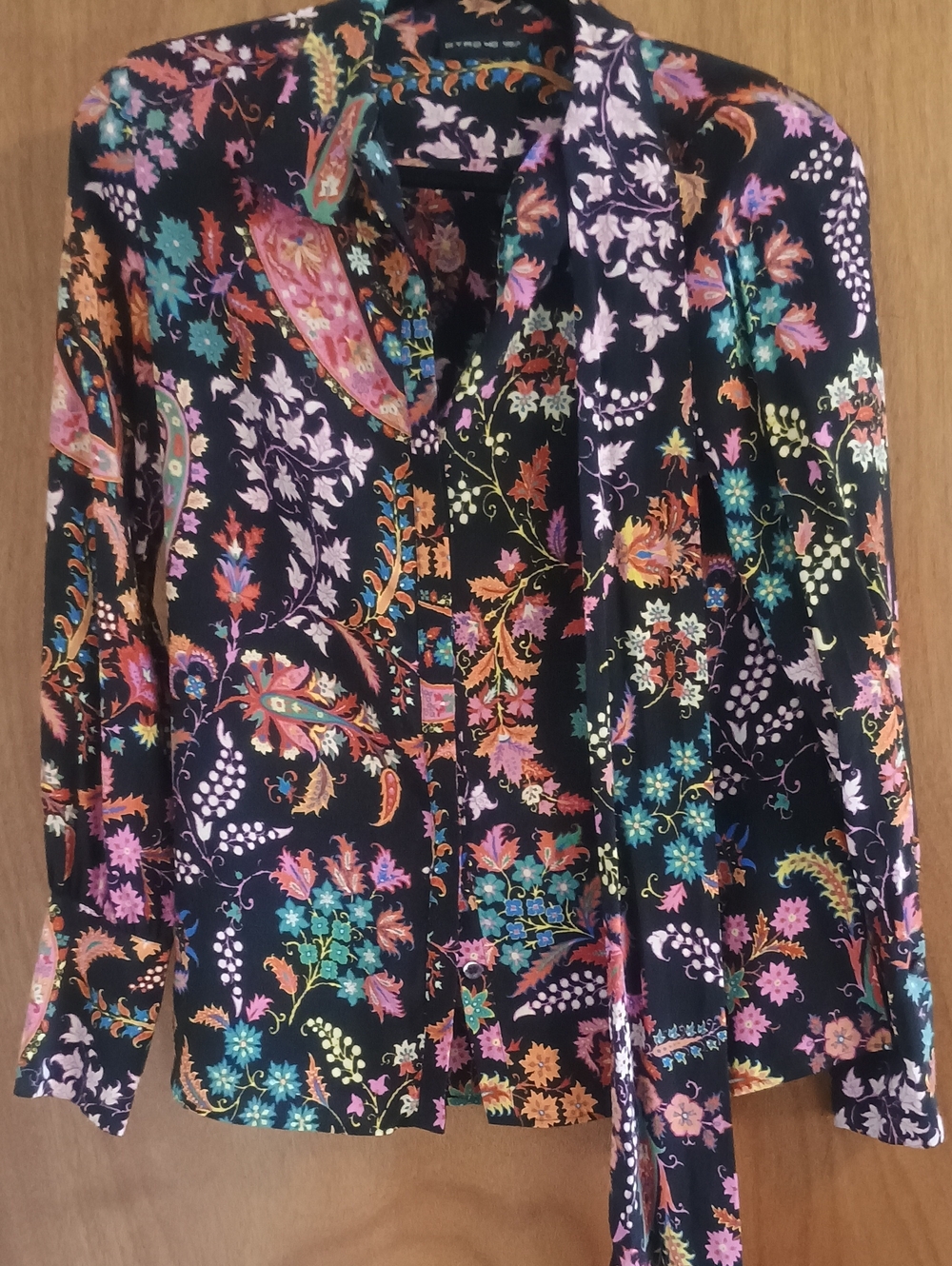 Etro Milano Black Silk Button-up Blouse - Floral Paisley - Designer - Size EU 40